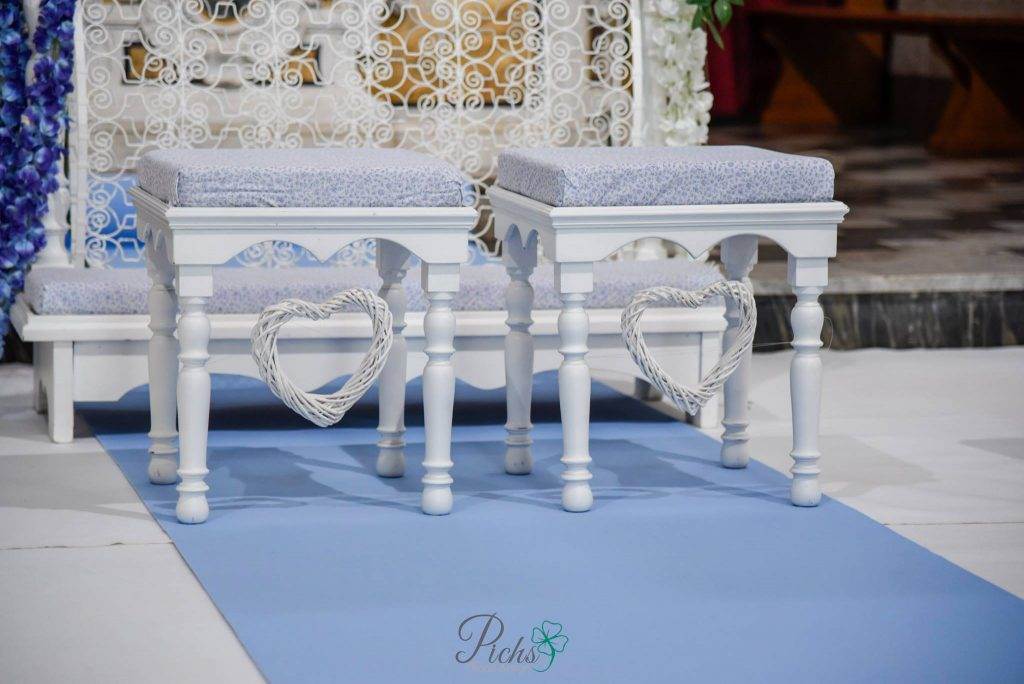 Pichs inspiration board: l'eleganza della palette bianco e azzurro -  Weddings